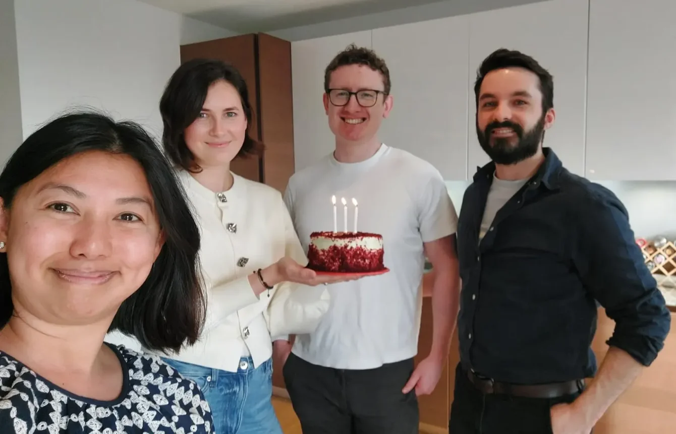 FL-Team-01_min copy_min.webp